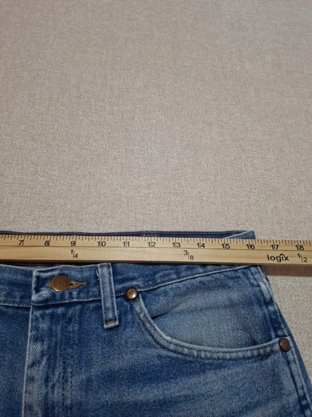 Wrangler Men's Blue Straight Leg Jeans Size 33x28 USA Made